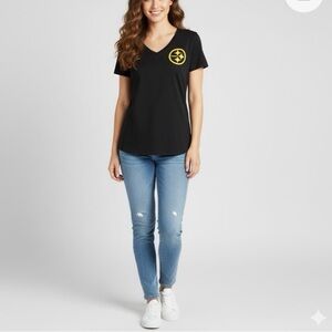 Steelers V-Neck T-Shirt black and yellow small